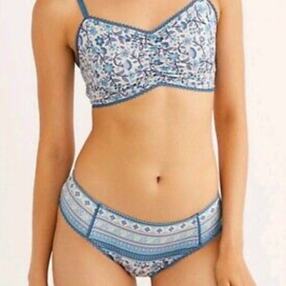 Dahlia Bloomers- Dusty Blue Spell & The Gypsy